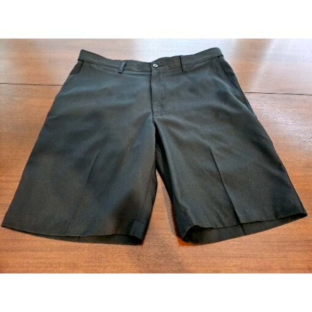 PGA Tour‎ Shorts Mens 34 Black Golf Shorts